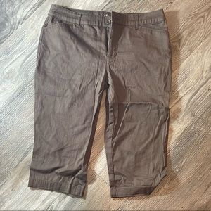 ST John’s bay capri